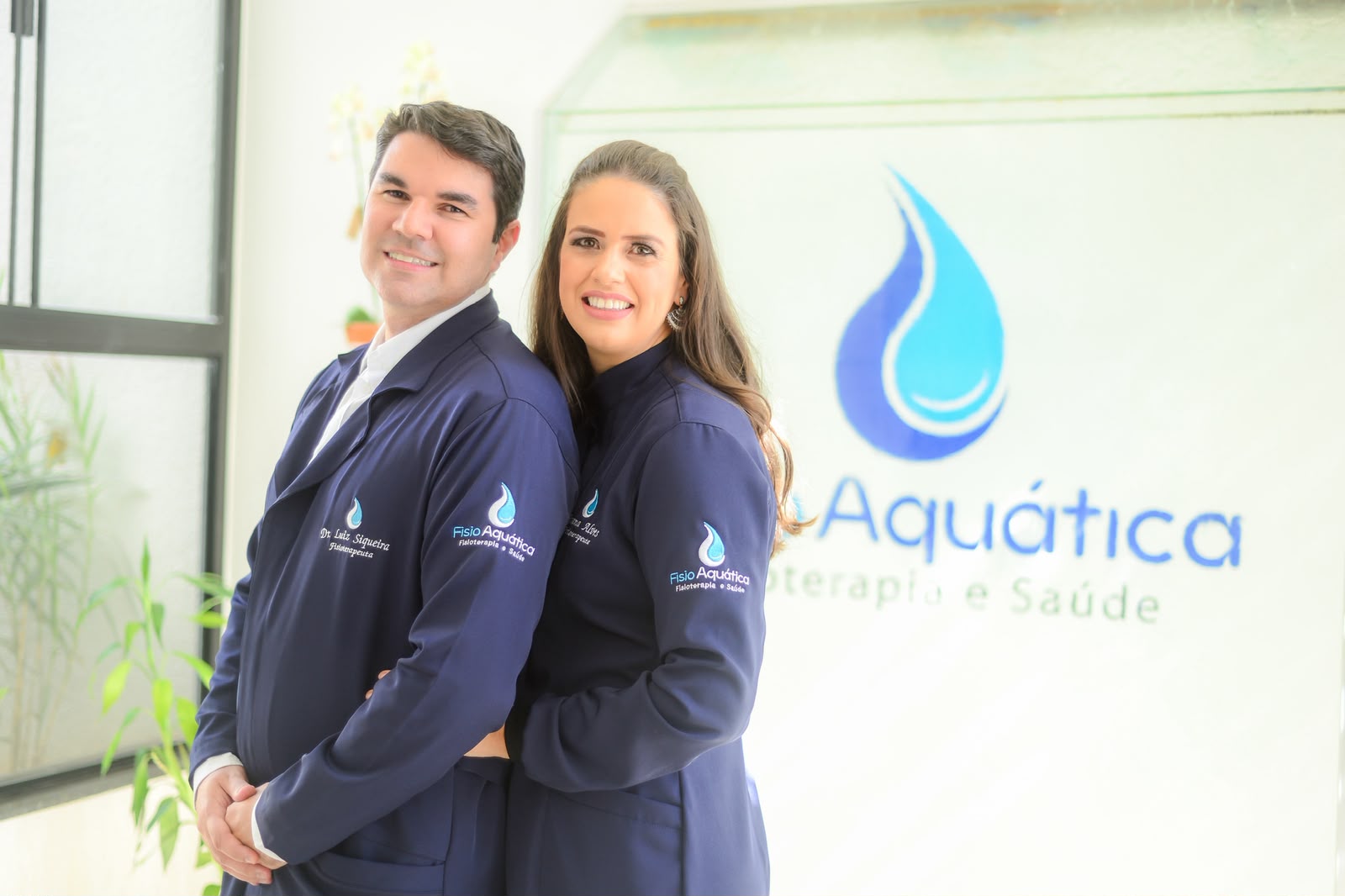 Equipe da Fisio Aquática reunida na clínica